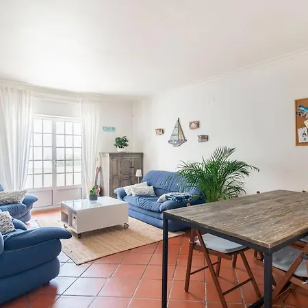 Casa Dos Amigos Surf House פראייה דה לורינייה